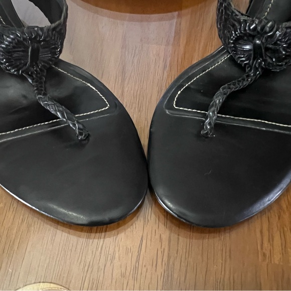 Lauren Ralph Lauren McKenna Wedge
Thong Sandals Black Leather Good Condition - Picture 8 of 11